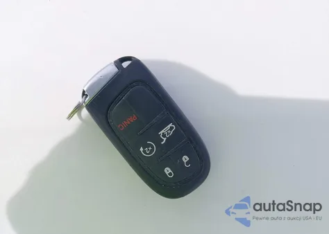 2019 Jeep Cherokee Limited Fwd из США, поврежденный, VIN 1C4PJLDB3KD266665